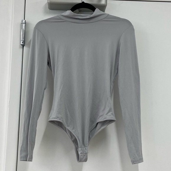 BLANC Bodysuit - Size M - Picture 1 of 3